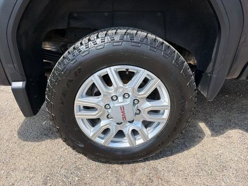 Used 2024 GMC Sierra 2500 SLT w/ SLT Premium Package AWD/4WD image 32