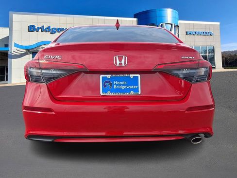 Used 2023 Honda Civic Sport image 5