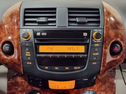 Used 2007 Toyota RAV4 Limited image 37