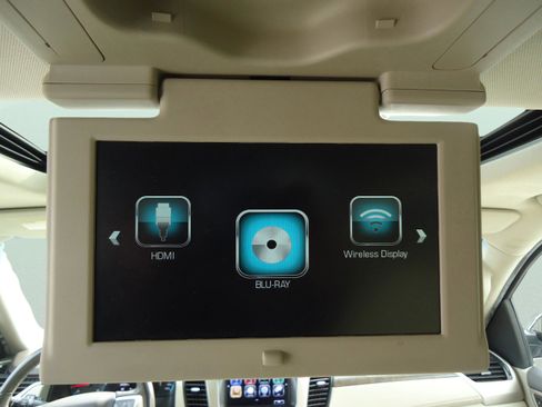 Used 2018 GMC Yukon XL Denali w/ Denali Ultimate Package image 35