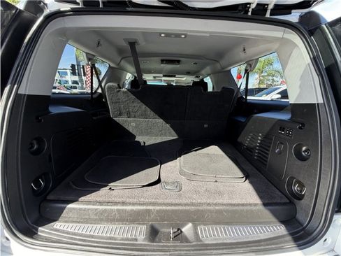 Used 2018 Cadillac Escalade ESV Luxury RWD image 26