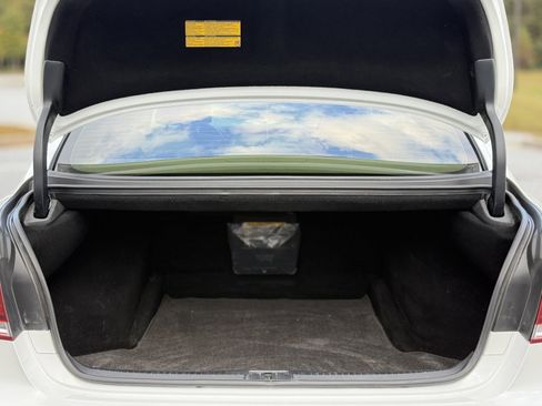 Used 2014 Lexus LS 460 image 47