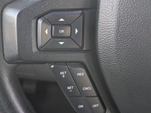 Used 2016 Ford F150 XLT RWD image 15