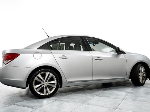 Used 2011 Chevrolet Cruze LTZ FWD image 7