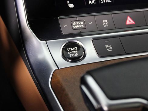 Used 2023 Audi A6 2.0T Premium w/ Convenience Package image 10