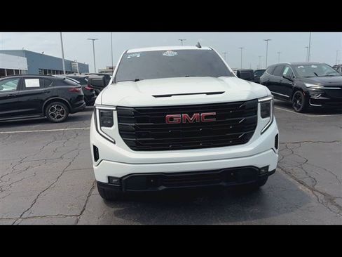 Certified 2024 GMC Sierra 1500 Elevation AWD/4WD image 3