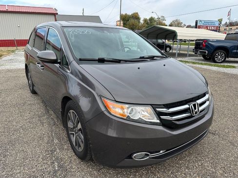 Used 2014 Honda Odyssey Touring Elite image 11