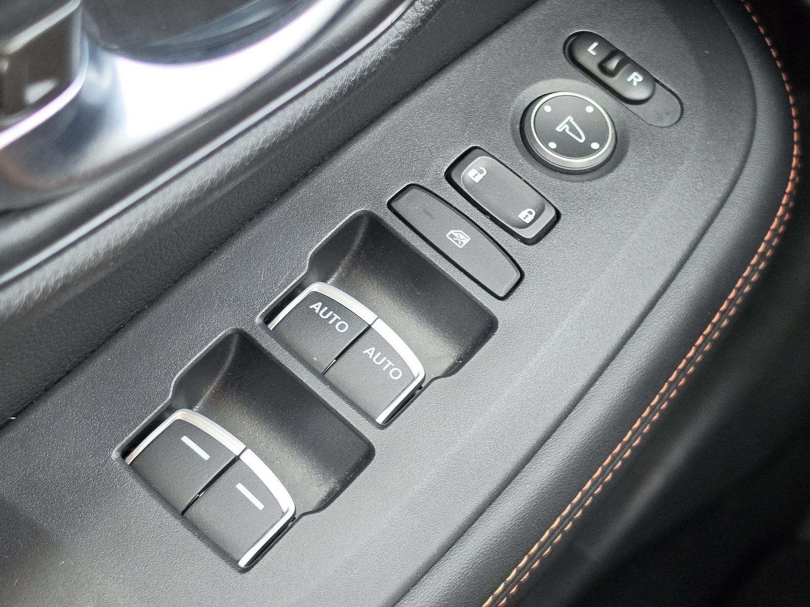 Used 2024 Honda HR-V Sport image 15