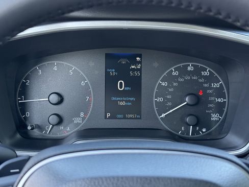 Used 2024 Toyota Corolla SE image 32