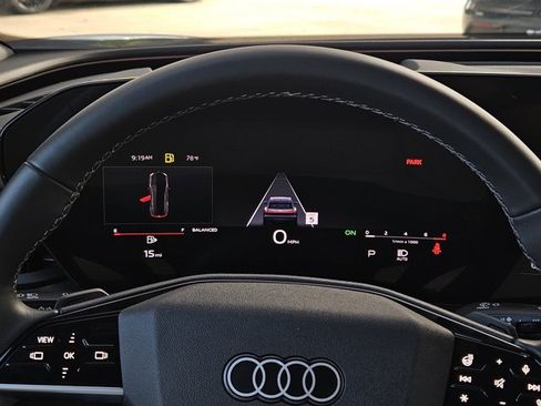 Certified 2025 Audi Q5 Premium w/ Convenience Package AWD/4WD image 19