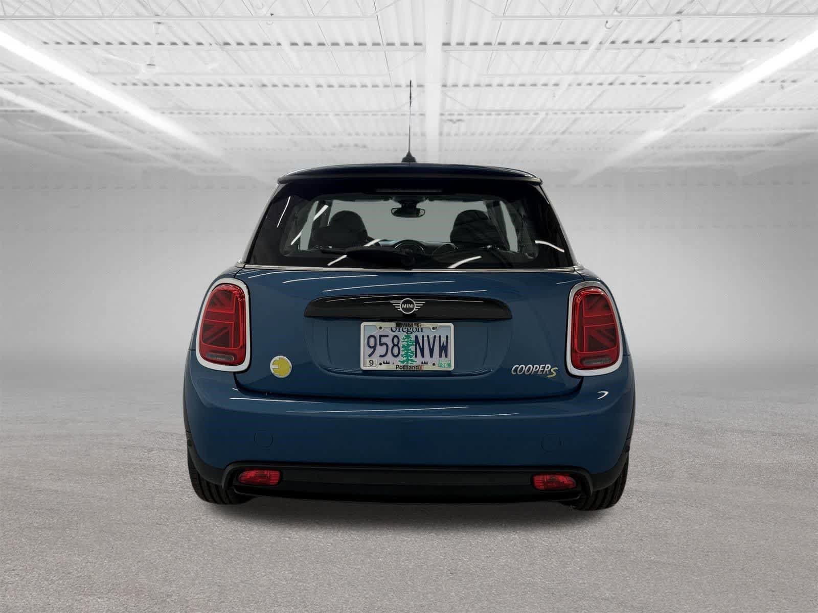 Used 2023 MINI Cooper SE FWD image 4