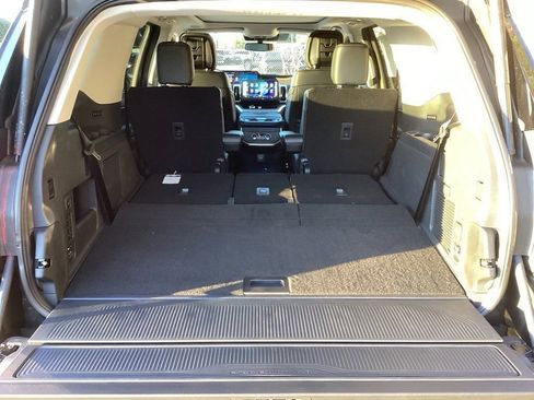 New 2026 Ford Expedition Platinum w/ Driver's Package AWD/4WD image 13