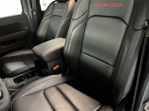 Used 2024 Jeep Wrangler Unlimited Rubicon w/ Technology Group image 19