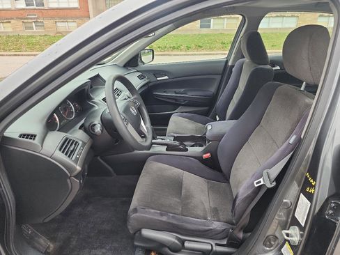 Used 2009 Honda Accord LX image 8