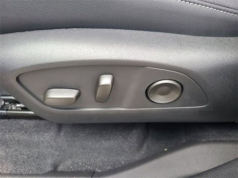 New 2026 Chevrolet Traverse LT w/ Midnight/Sport Edition image 24