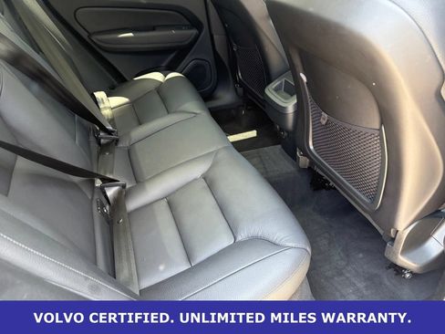 Certified 2023 Volvo XC60 B5 Plus w/ Climate Package AWD/4WD image 33