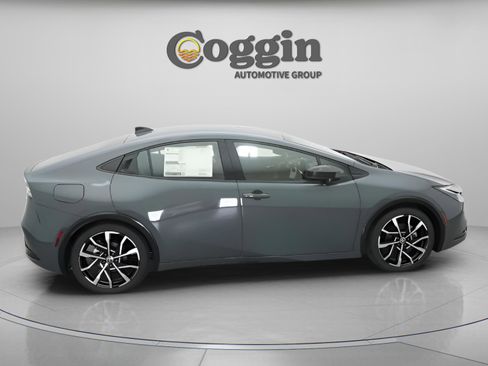 New 2026 Toyota Prius Plug-In Hybrid image 22