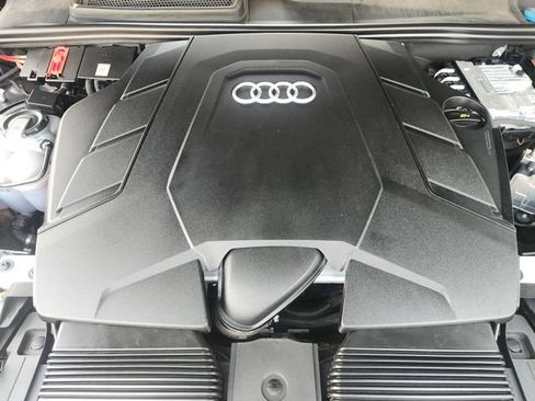 Used 2025 Audi Q7 3.0T Premium w/ Convenience Package AWD/4WD image 28