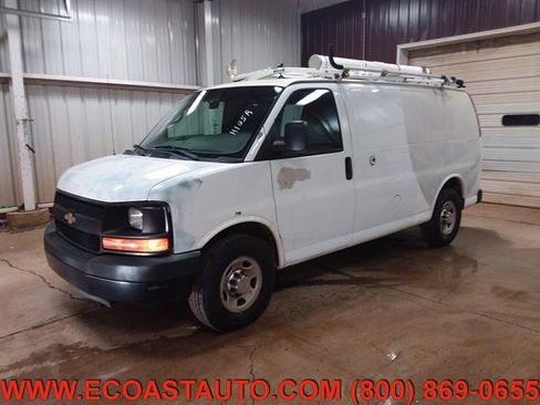 Used 2012 Chevrolet Express 2500 w/ Cold Climate Package image 4