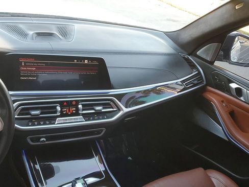 Used 2019 BMW X7 xDrive50i w/ Dynamic Handling Package image 20