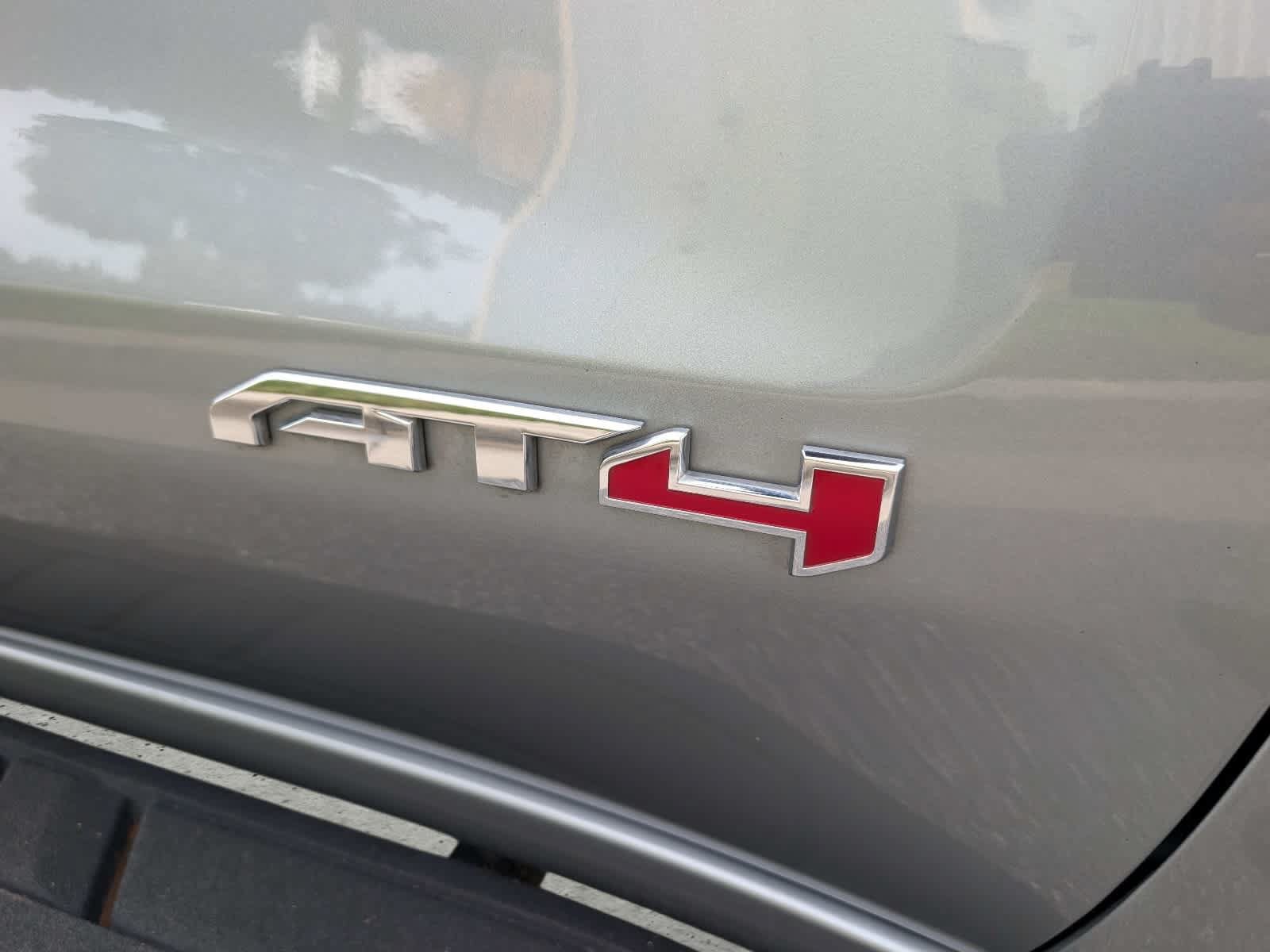 Certified 2025 GMC Sierra 1500 AT4 w/ AT4 Premium Package AWD/4WD image 11