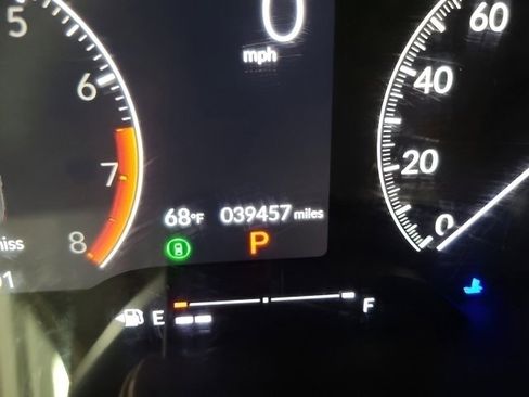 Used 2024 Honda Civic EX-L image 30