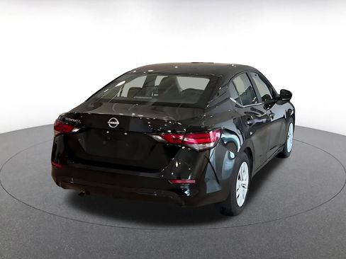 Used 2025 Nissan Sentra S image 15