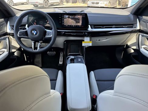 New 2026 BMW X2 xDrive28i w/ Technology Package image 16