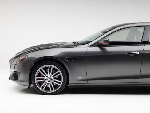 Used 2017 Maserati Quattroporte S GranSport Q4 image 21