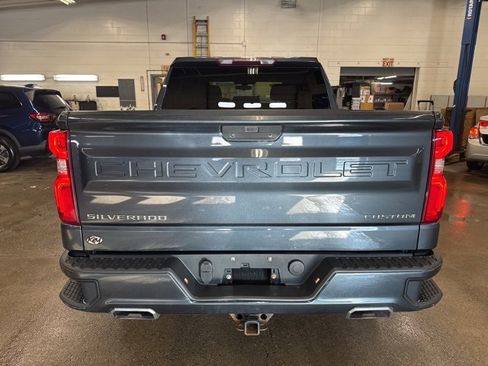 Used 2020 Chevrolet Silverado 1500 Custom w/ Custom Value Package image 5