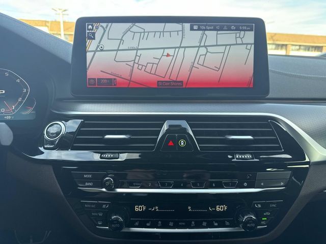 Used 2021 BMW M550i xDrive w/ Executive Package AWD/4WD image 46