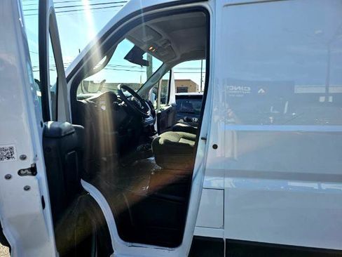 Used 2022 RAM ProMaster 2500 image 28