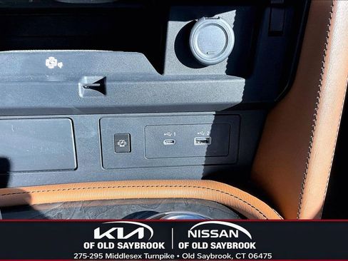 Used 2023 INFINITI QX80 Sensory w/ Cargo Package image 16