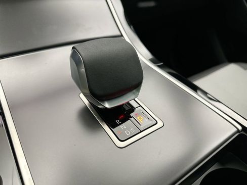 New 2026 Land Rover Range Rover Velar S AWD/4WD image 20