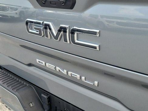 Used 2024 GMC Sierra 1500 Denali Ultimate AWD/4WD image 7