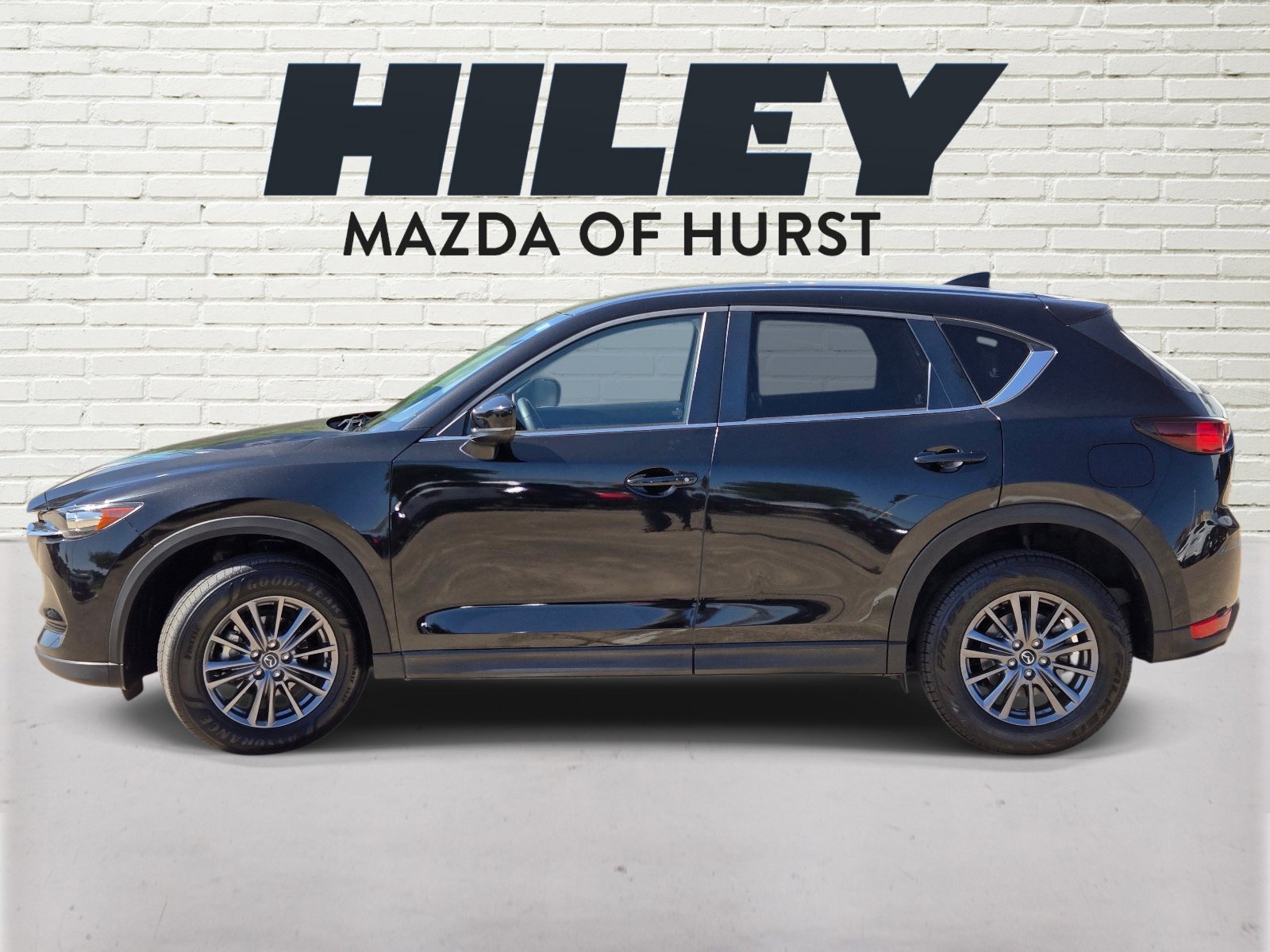 Used 2021 MAZDA CX-5 Touring FWD image 4
