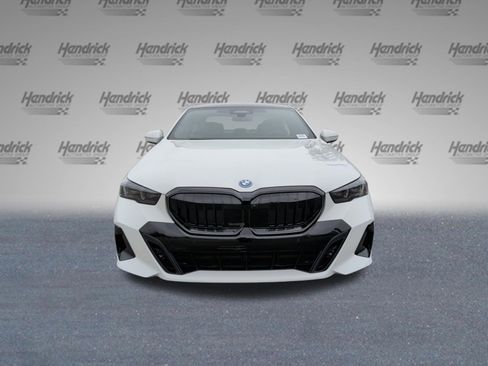 New 2027 BMW 550e xDrive AWD/4WD image 5