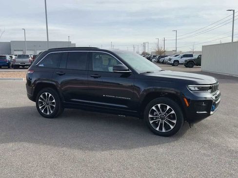 New 2024 Jeep Grand Cherokee Overland w/ Advanced Protech Group III image 4