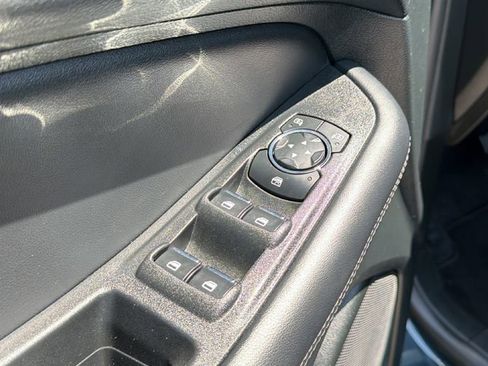 Used 2024 Ford Edge SE w/ Black Appearance Package AWD/4WD image 12