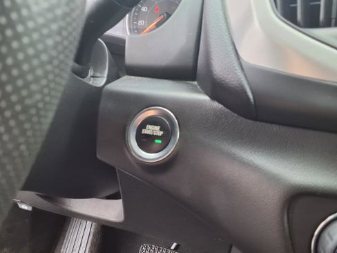 Used 2022 GMC Terrain SLE w/ Driver Convenience Package image 13