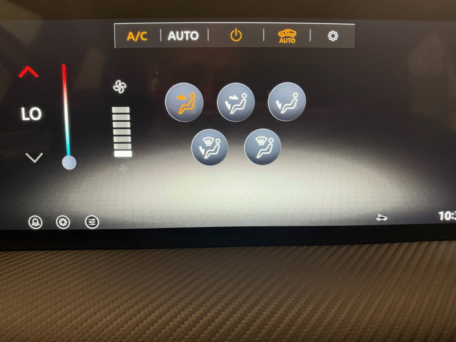 Used 2026 Nissan Kicks SR FWD image 19