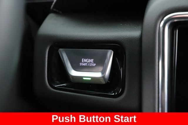 Used 2026 GMC Yukon Denali w/ Sun & Power Step Package AWD/4WD image 25