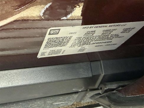 Used 2023 Cadillac Escalade ESV Sport w/ Touring Package image 6