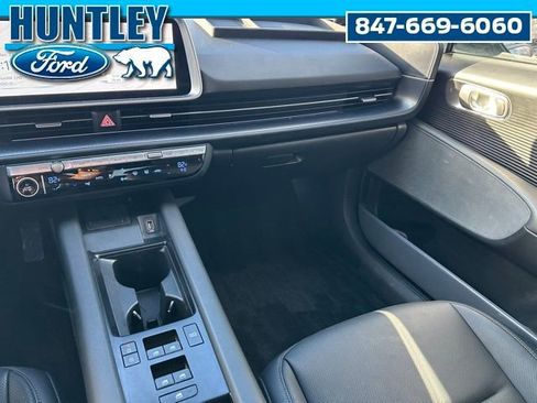 Used 2023 Hyundai Ioniq 6 SEL image 15