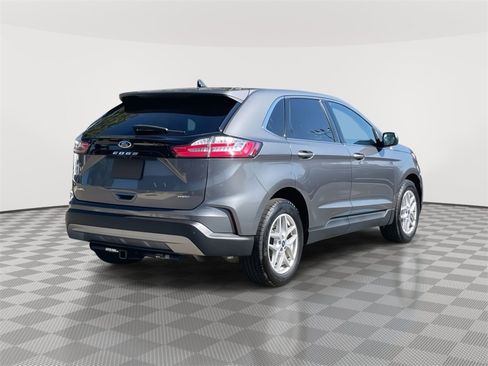 Used 2022 Ford Edge SEL w/ Convenience Package image 7
