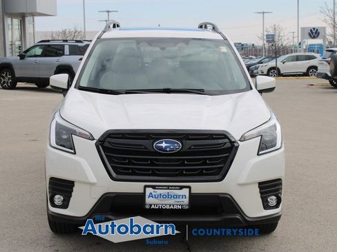 Certified 2024 Subaru Forester Premium AWD/4WD image 2