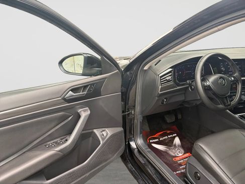 Used 2021 Volkswagen Jetta SEL FWD image 11