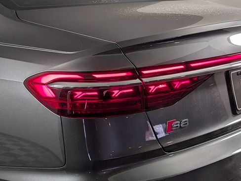 Used 2023 Audi S8 image 16