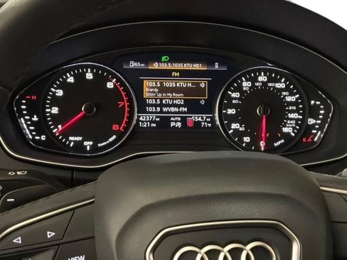 Used 2023 Audi Q5 2.0T Premium w/ Convenience Package AWD/4WD image 13