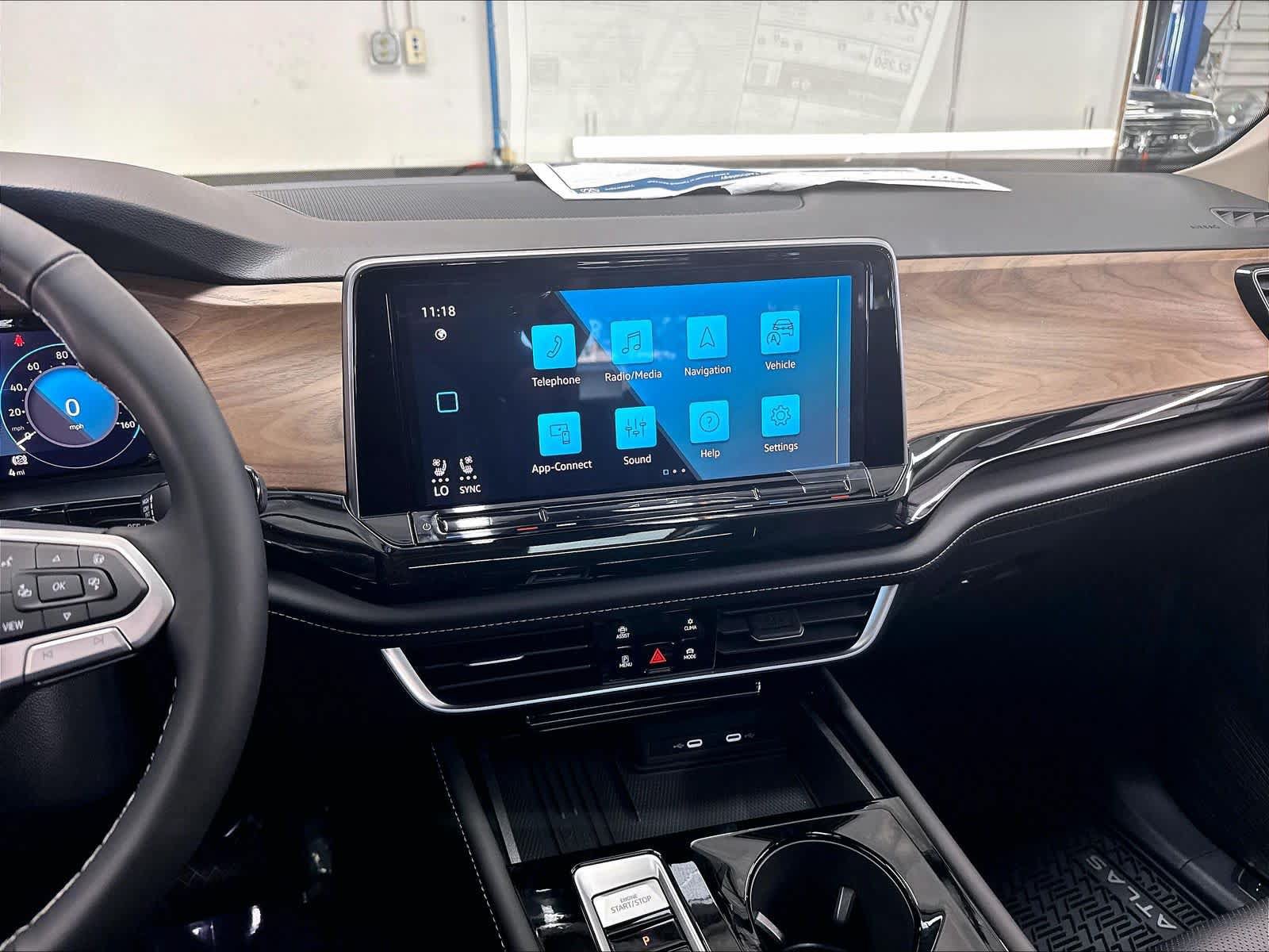 New 2026 Volkswagen Atlas SE AWD/4WD image 6
